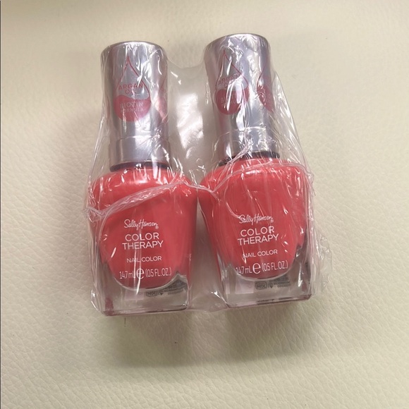 Sally Hansen Color Therapy Nail Polish - Vibrant Pink - Picture 1 of 2